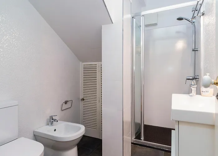 Nesha Lucky Nr. 23 Πανσιόν 3*