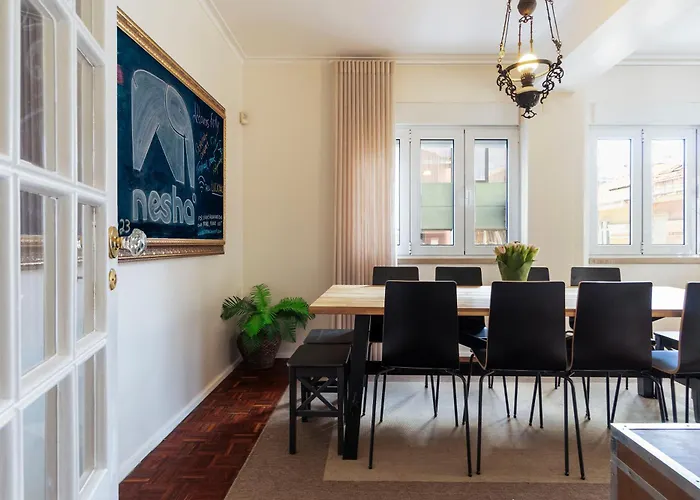 Πανσιόν Nesha Lucky Nr. 23 3*