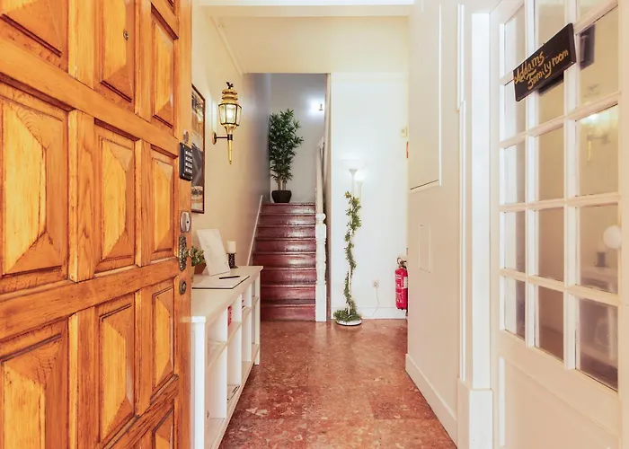 Nesha Lucky Nr. 23 Πανσιόν Lisboa