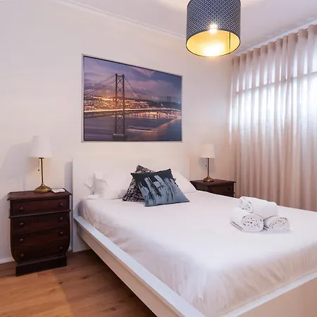 Nesha Lucky Nr. 23 Pensión Lisboa